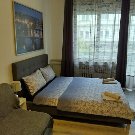 Nice Apartments Прага Экстерьер фото